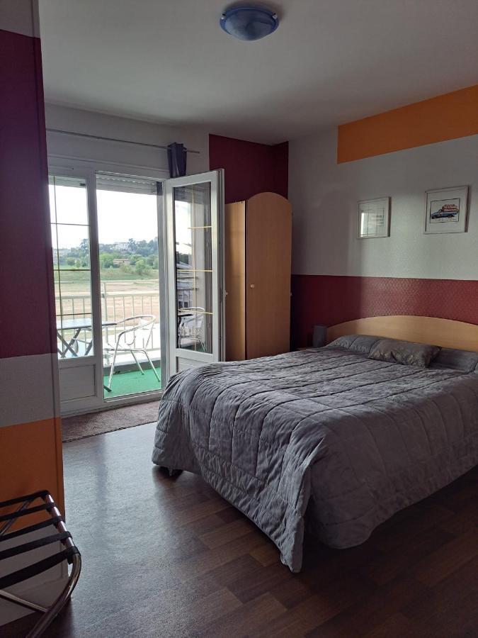 Le Petit Pecheur Hotel Saint-Florent-le-Vieil Kültér fotó
