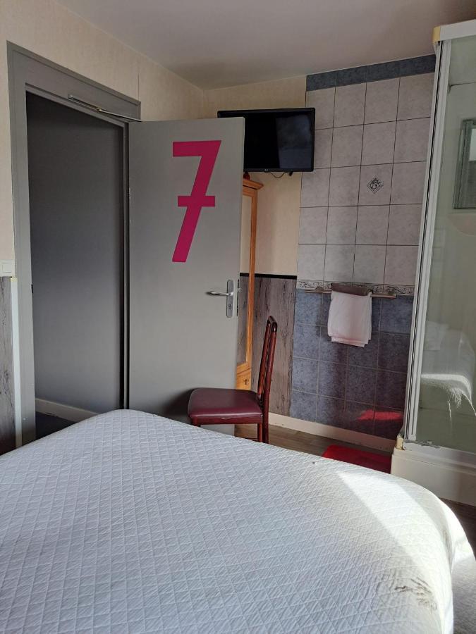 Le Petit Pecheur Hotel Saint-Florent-le-Vieil Kültér fotó