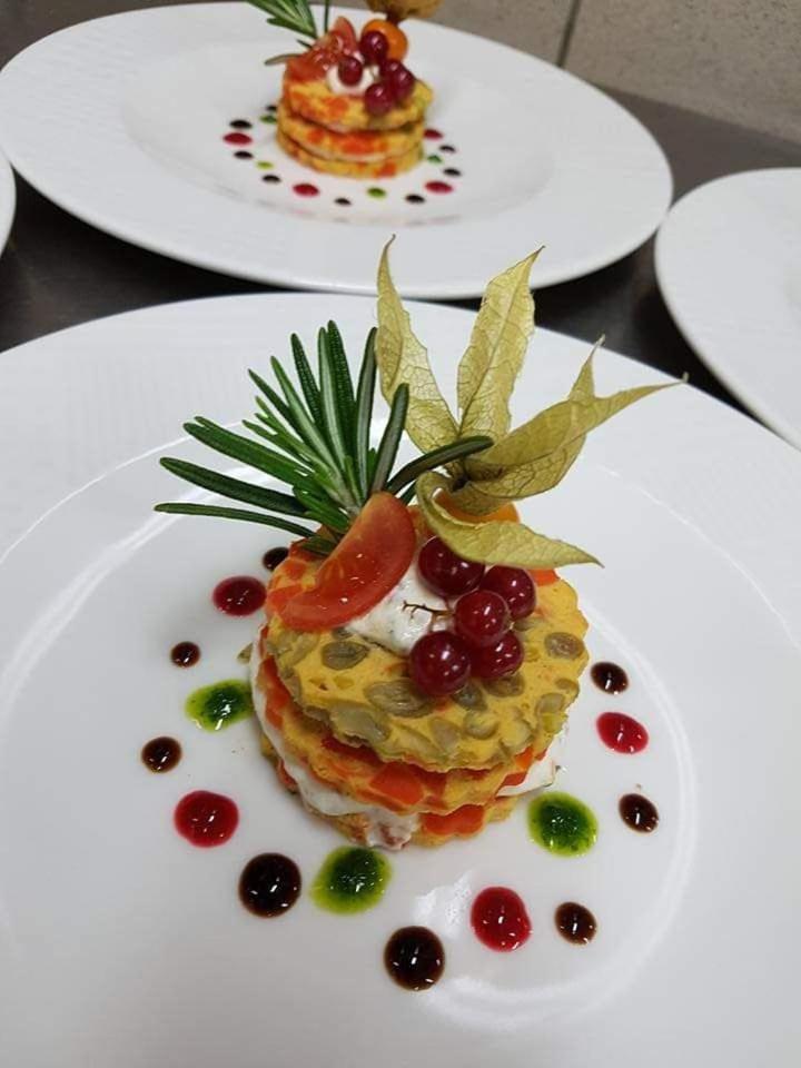 Le Petit Pecheur Hotel Saint-Florent-le-Vieil Kültér fotó