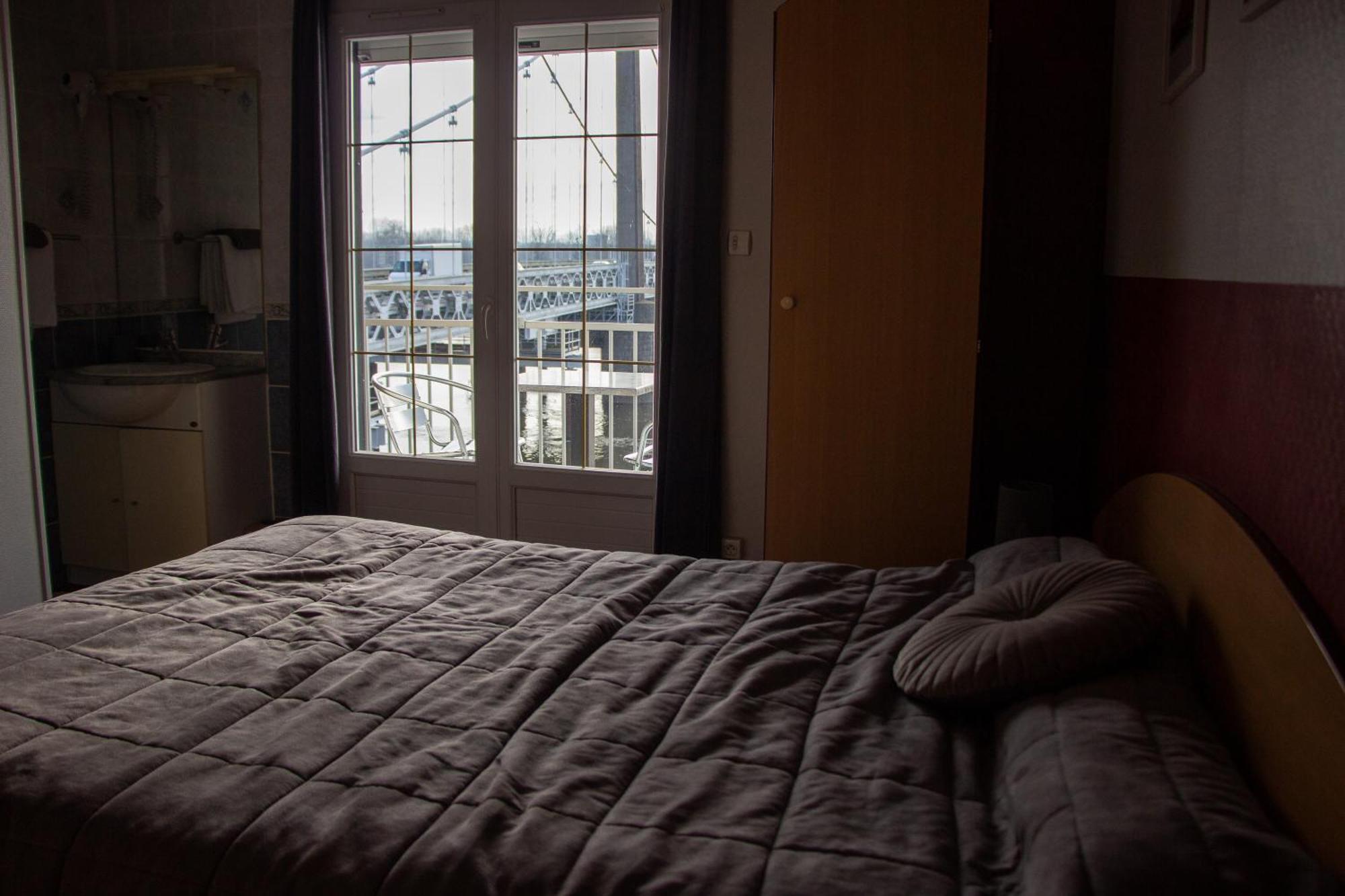 Le Petit Pecheur Hotel Saint-Florent-le-Vieil Kültér fotó