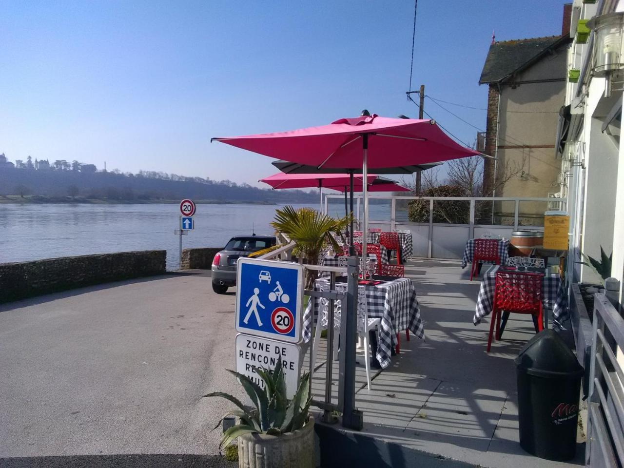 Le Petit Pecheur Hotel Saint-Florent-le-Vieil Kültér fotó