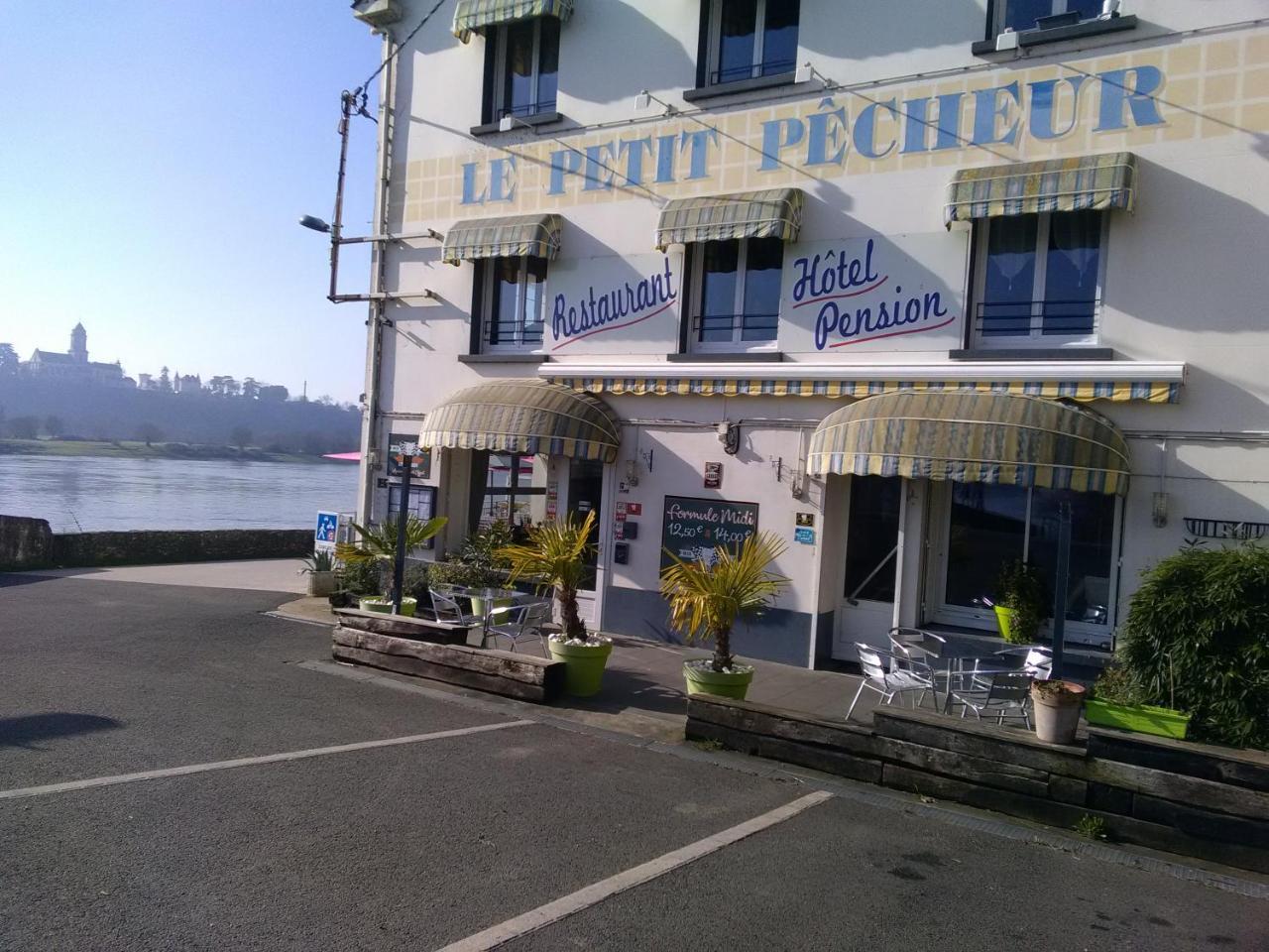 Le Petit Pecheur Hotel Saint-Florent-le-Vieil Kültér fotó